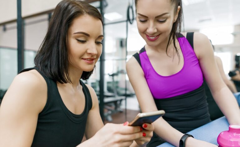 How to Use Fitness Trackers and Apps Effectively: Are They Really Helping?